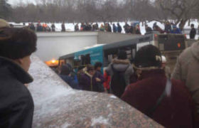 მოსკოვში ავტობუსი მიწისქვეშა გადასასვლელში ჩავარდა - დაიღუპა 4, დაშავდა 15 ადამიანი