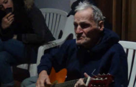 84 წლის მომღერალი არჩილ ჩიხლაძე მოხუცთა თავშესაფარში გარდაიცვალა