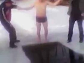 როგორ არ უნდა იბანაო ნათლისღებაზე - ვიდეო