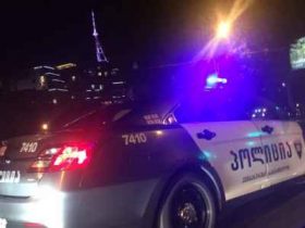 თბილისში მამაკაცმა ყოფილი მეუღლე და მისი მეგობარი დაჭრა – ქალს 14 ჭრილობა აქვს