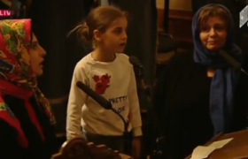 გიორგი მახარაძის შვილმა, 6 წლის ელენემ, საშობაო ალილო შეასრულა - ვიდეო