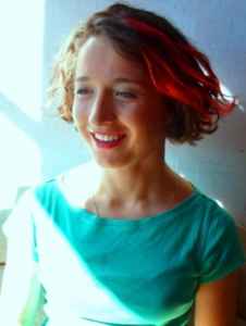 მარიამ ხაჭვანი: "ხელები მიკანკალებს, ისეთი აღელვებული ვწერ ეხლა..." - რეჟისორი პოლიციელებს მისი ოჯახის დევნაში ადანაშაულებს