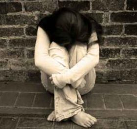 "რაც თავი მახსოვს, სულ ვიღაც ძალადობს ჩემზე" - 16 წლის გოგონა საკუთარი ძმის წინააღმდეგ