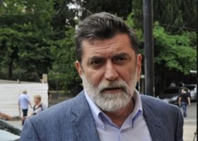 ნუკრი ქანთარია: “რეზოლუციაში რუსეთისადმი დაჩოქება-ხვეწნაზე საუბარი არ იქნება” – რას აპირებს უმრავლესობა