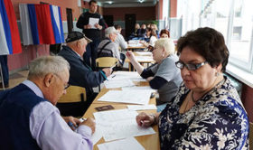 რუსეთში საპრეზიდენტო არჩევნებზე მისულებს უთოებს, ტელეფონებს, ჩაიდნებს ჩუქნიან _ ,,ჩვენთან ჩუმად ხომ იღებენ 20 ლარიანებს, აქ ეს ყველაფერი ოფიციალურადაა”