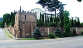 საპატრიარქო: ,,ვითხოვთ ხელისუფლებისაგან, რომ მორწმუნეთ უსამართლობისა და დაუცველობის განცდა მოეხსნათ"