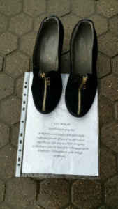 ”ჩემი შვილი გეია, მე ის მიყვარს, მაგრამ აქციაზე ვერ გამოვდივარ” - ფეხსაცმელების აქცია ზუგდიდში