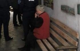 82 წლის ალექსანდრა ტერუნი ბათუმში ცემეს – ის ტვინის შერყევით საავადმყოფოში წევს 82 წლის ალექსანდრა ტერუნი ბათუმში ცემეს – ის ტვინის შერყევით საავადმყოფოში წევს