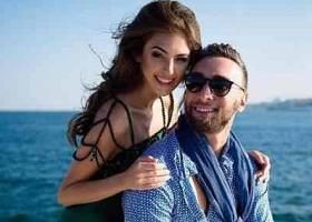 ირაკლი მაქაცარიამ შიშველ ქალს შეუსწრო თავის საგრიმიოროში - ვიდეო