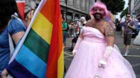 “მე ქალი ვარ, აღიარე!” - 8 მარტს თბილისში ტრანსგენდერი კაცები, რომლებიც თავს ქალებად მიიჩნევენ, გამართავენ აქციას