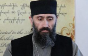 მამა თეოდორე შვილმკვდარ დედებს: ,,ცოტათი მოითმინეთ, ოღონდ ბრძოლაში და არა სასოწარკვეთილებაში და თქვენს შვილებთან ერთად იქნებით"