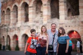 გიორგი გაგნიძე ლა სკალაში, ფრანკო ძეფირელის ,,აიდაში” მიიწვიეს – ქართველმა ბარიტონმა მეტროპოლიტენ ოპერაში 100 სპექტაკლში ითამაშა