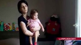 ნენეს დედა: ,,ფრანგმა ექიმმა მითხრა, ასეთი რამ აფრიკაშიც არ ხდებაო და ბავშვის მუცლიდან ამოღებული დოლბანდი მაჩვენა" - ვიდეო