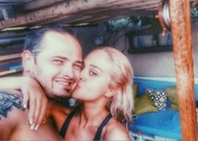 ანანო ჯოხაძე: "ვარდისფერი თმაც მქონია, ჟოლოსფერიც, წითელიც და გიგი ყველაზე მეუბნება, რომ მიხდება".