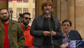 თამუნა მეუნარგია: ,,სახლში მოსვენებულ შვილს სჯობს, აქ იდგეთ”