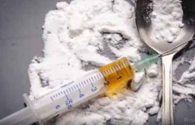 კლუბური ნარკოტიკით 31 წლის მამაკაცი გარდაიცვალა, 3 ახალგაზრდა აპარატზეა შეერთებული