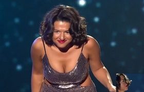 ხატია ბუნიათიშვილის მიქსმა დარბაზი ფეხზე წამოაყენა - ვიდეო