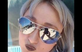 თეა ოთარაშვილი: "ამერიკელებმა მიმიღეს, დამაფასეს, ქართველები კი მლანძღავენ" - საქართველოში სიკვდილს გადარჩენილი დიზაინერის კაბა ამერიკაში სელენა გომესმა იყიდა