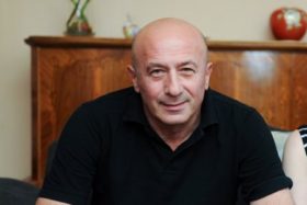 ,,გადავარჩინოთ ზურაბ დოიჯაშვილი” - მომღერალი გულის მძიმე შეტევით კლინიკაში გადაიყვანეს