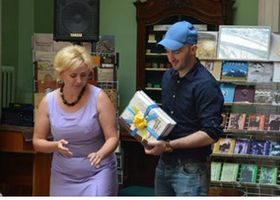 ”ცოფიან ძაღლად გადაქცეულ თვითმფრინავში ბოლო კადრად შეიძლება გვერდზე მჯდომი ლევან თაქთაქიშვილის უემოციო ღიმილი ჩაგრჩეს...” - გიორგი კეკელიძე ავიაკატასტროფას გადაურჩა