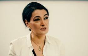 თაკო ჩარკვიანი სალომე ზურაბიშვილს: ,,პრეზიდენტობა რომ გინდა, ქართული ენა ისწავლე" - ვიდეო თაკო ჩარკვიანი სალომე ზურაბიშვილს: ,,პრეზიდენტობა რომ გინდა, ქართული ენა ისწავლე" - ვიდეო