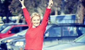 ნანუკა ჟორჟოლიანი: ,,გავთამამდი და მკერდი გამოვაჩინე"