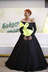 ნანუკა ჟორჟოლიანი: ,,გავთამამდი და მკერდი გამოვაჩინე"