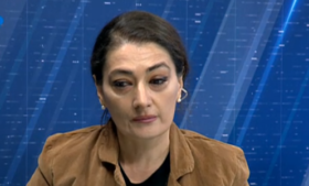 თაკო ჩარკვიანი ეკა ბესელიას: ,,ჟუჟუნა წვიმა მოდის..."