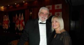 თამრიკო დათუაშვილი: ,,45 წელია ქმარი კომპლიმენტებით მანებივრებს"