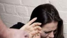 ტირანი ქმრისგან გაიქეცით