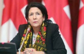 სალომე ზურაბიშვილმა საახალწლოდ 3 პატიმარი ქალი შეიწყალა