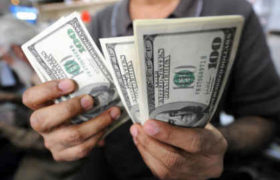 ათიათასობით დოლარი, ბინები, მანქანები – რას ჩუქნიან დეპუტატების ცოლებს და მათ ოჯახებს