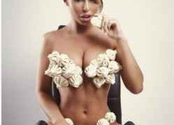 თამო ვაშალომიძემ ინტიმური ადგილები ხინკლით დაიფარა - მოდელის პროვოკაციული ფოტო თამო ვაშალომიძემ ინტიმური ადგილები ხინკლით დაიფარა - მოდელის პროვოკაციული ფოტო