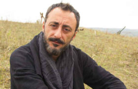 ,,ამ მთავრობას მოვუ..ან დილეტანტი დედები'' - გიორგი ყიფშიძეს ხელფასი 3 დღით დაუგვიანეს ,,ამ მთავრობას მოვუ..ან დილეტანტი დედები'' - გიორგი ყიფშიძეს ხელფასი 3 დღით დაუგვიანეს