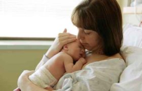 მეცნიერების დასკვნა: ჩვილებს, რომლებსაც ხშირად ეხუტებიან, დნმ-ის სტრუქტურა ეცვლებათ მეცნიერების დასკვნა: ჩვილებს, რომლებსაც ხშირად ეხუტებიან, დნმ-ის სტრუქტურა ეცვლებათ