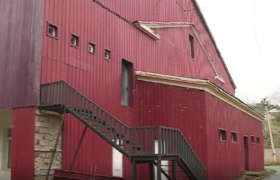 სახანძრო კიბე კარის გარეშე ხელვაჩაურის კულტურის სახლში - ,,რაში მიდის ჩვენი ფული"