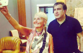 ნანუკა ჟორჟოლიანი: ,,ყველას დაგასკლინტათ ჩიტმა, ვისთვისაც მიშა გიჟია და ბიძინა ნორმალური" ნანუკა ჟორჟოლიანი: ,,ყველას დაგასკლინტათ ჩიტმა, ვისთვისაც მიშა გიჟია და ბიძინა ნორმალური"