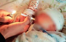 ჩვილი სიგარეტით – მშობლების სასტიკი ხუმრობა, რომელმაც ხალხი აღაშფოთა ჩვილი სიგარეტით – მშობლების სასტიკი ხუმრობა, რომელმაც ხალხი აღაშფოთა