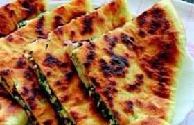 ჭახრაკინა ჭარხლის ფოთლითა და ჭყინტი ყველით ჭახრაკინა ჭარხლის ფოთლითა და ჭყინტი ყველით