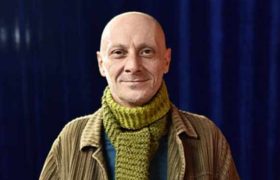 რობი კუხიანიძე: ,,მირჩევნია, მოვკვდე, ვიდრე ცოლმა მითხრას, მუსიკას თავი დაანებეო" რობი კუხიანიძე: ,,მირჩევნია, მოვკვდე, ვიდრე ცოლმა მითხრას, მუსიკას თავი დაანებეო"