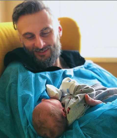 ვიკა სანიკიძემ შვილს ნიკალა დაარქვა