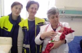 წალენჯიხაში ქალმა მანქანაში იმშობიარა