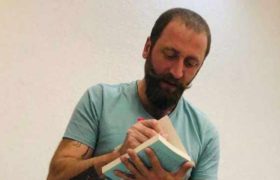 ,,პარიზის ღვთისმშობლის ტაძარი სრულიად საქართველომ გამოიტირა, დავითგარეჯი კი ყველას ჰკიდია!" - ალექსანდრე პაიკიძე ,,პარიზის ღვთისმშობლის ტაძარი სრულიად საქართველომ გამოიტირა, დავითგარეჯი კი ყველას ჰკიდია!" - ალექსანდრე პაიკიძე