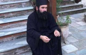 ,,ორსული გოგო წამალს ითხოვდა და არ მისცეს, კინაღამ მუცელი მოეშალა..." - მამა ნექტარიოსმა ისრაელში ქართველების ჯოჯოხეთი ნახა