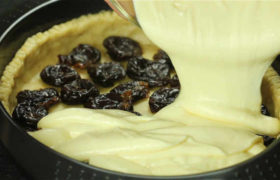 ღვეზელი ქლიავის ჩირით