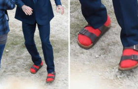 დევით ბექჰემის ახალი სტილი - სანდლები და წითელი წინდები