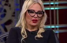 ეკა კვალიაშვილი: ,,დამთავრდა ჩემი მოთმინება! სახლი არა, სამსახური არა... მძულს აქაური ღორობა! მომბეზრდით!" ეკა კვალიაშვილი: ,,დამთავრდა ჩემი მოთმინება! სახლი არა, სამსახური არა... მძულს აქაური ღორობა! მომბეზრდით!"