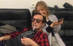 "შენში ზუზუ კი არ მიყვარდა, ზაზა მიყვარდა, უწესიერესი და უგადარეულესი" - თამარ ორაგველიძე ზუზუ ბეჟაშვილს დაბადების დღეს ულოცავს "შენში ზუზუ კი არ მიყვარდა, ზაზა მიყვარდა, უწესიერესი და უგადარეულესი" - თამარ ორაგველიძე ზუზუ ბეჟაშვილს დაბადების დღეს ულოცავს