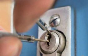 მკვლელი ჭუჭრუტანასთან - როგორ გაიხსნა "საყვარლების საქმე"