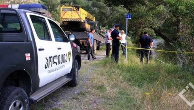 საზარელი ავარია აჭარაში - დაიღუპნენ ბაბუა და შვილიშვილი